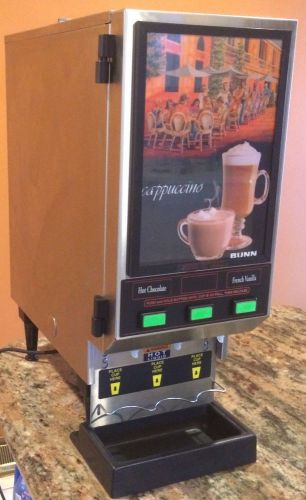 BUNN O MATIC HC-3 Powder Cappuccino / Hot Chocolate Machine, 120V
