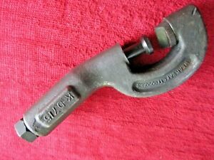 K-D 715 NUT SPLITTER CRACKER BUSTER, ROUNDED NUT TOOL
