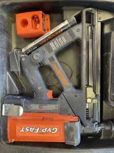GYP-FAST NAILER By Buildex ITW COMES WITH CASE AND EVERYTHING SHOWN!