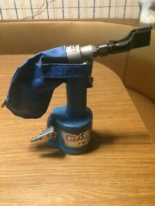 Nice GBP 704 riveter with offset head and catcher