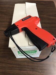 Amram Tagger Standard Tagging Gun for Clothing. Including 6 Boxes Is 3” fastener