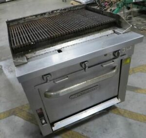 Southbend P36D-CCC Natural Gas Heavy Duty Commercial Range W/ Oven - UNTESTED