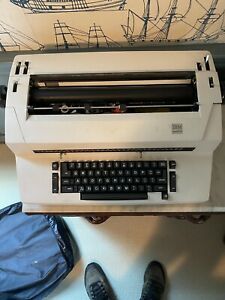 ibm selectric ii typewriter Untested