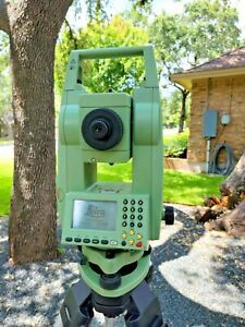 Leica TCR705 Plus 5&#034; Reflectorless Conventional Surveying Total Station