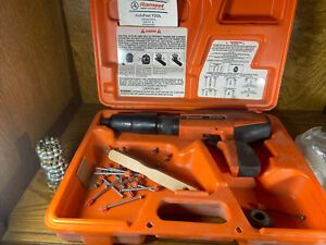 Ramset AutoFast Semi-Automatic Low Velocity Powder Actuated Tool W/ Case &amp; Extra