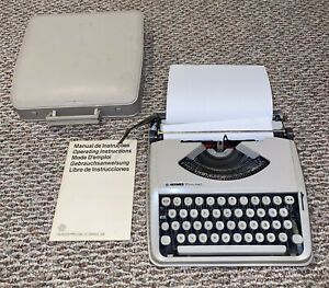 1960S HERMES Rocket MANUAL TYPEWRITER RUSSIAN LETTERS WORKS! See Photos!