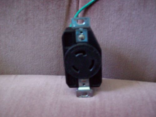 Cooper hart-lock nema l6-20 20a 250v receptacle *used* for sale