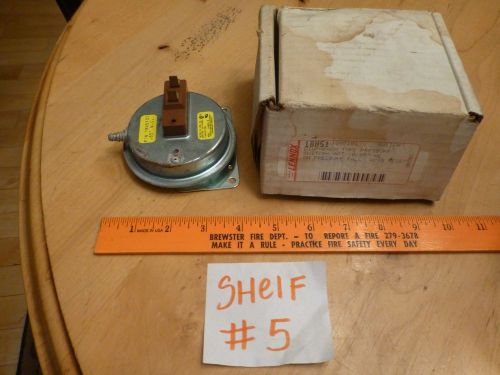 Lennox pressure switch 18h51 18h5101 diaphragm type pressure act: 0.65&#034; wc for sale
