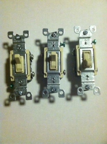 Lot of 3 Pass &amp; Seymour/Legrand 15-Amp Ivory 3-Way Light Switch
