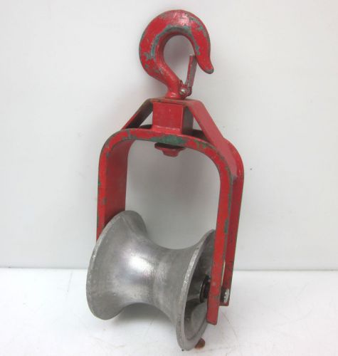 Red greenlee 650 6&#034; hook-type cable sheave puller pulley  4000 lb cap. old-style for sale