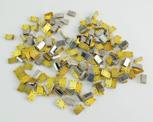 Lot of 170 Gold Bottom Crystal Oscillators - Nel HS109, Kyocera K680S-G