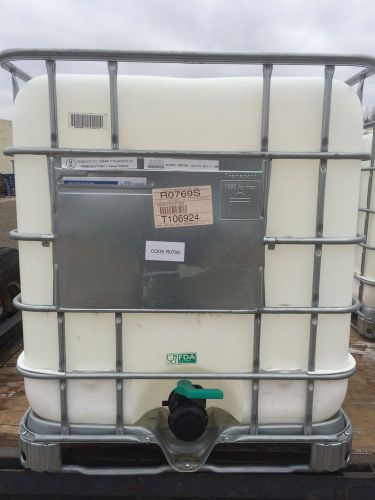 275 gallon liquid storage tank (good for fresh water) for sale