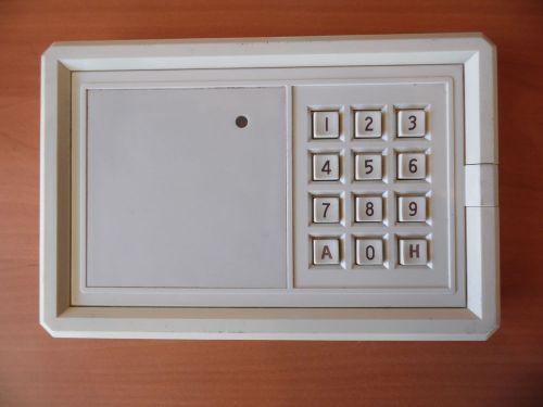 APEX III OR APEX VI WIRELESS SECURITY KEYPAD FOR PARTS OR REPAIR