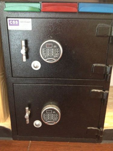 CORPORATE SAFE SPECIALISTS CS2820; NEW!!