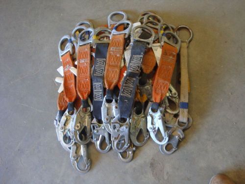 (27) SAFETY HARNESS D RING EXTENDERS