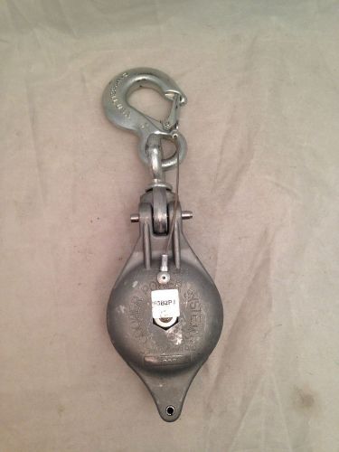 Cooper power systems blockmaster model 303 lightweight block pulley for sale
