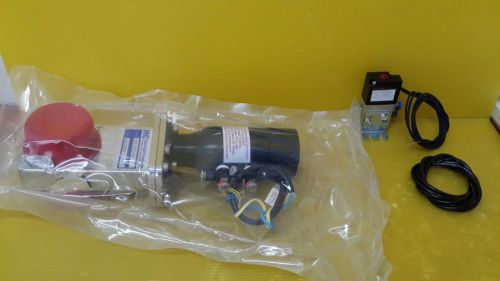 Nor-cal pneumatic gate valve gvp-1502-nw &amp; solenoid valve for sale
