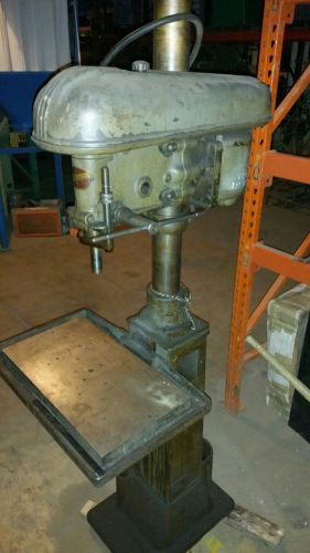 Delta Rockwell floor Drill Press model 17-300, 17 inch,1/2 hp, 16x25 table