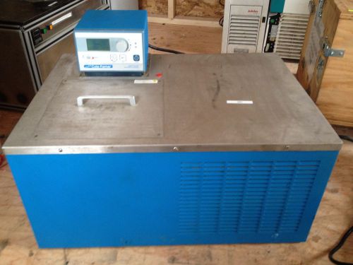 Like new - laboratory chiller cole parmer ew-12111-16 (12111-11) for sale