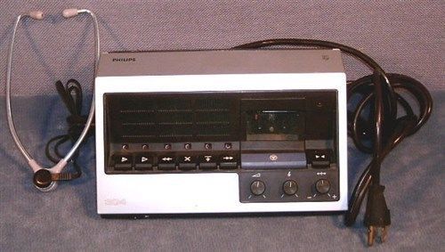 Philips 304 minicassette player With Headphones
