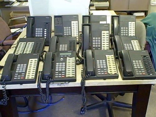 Toshiba DXT-2020-S Telephones &amp; (1) DDSS2060 Console