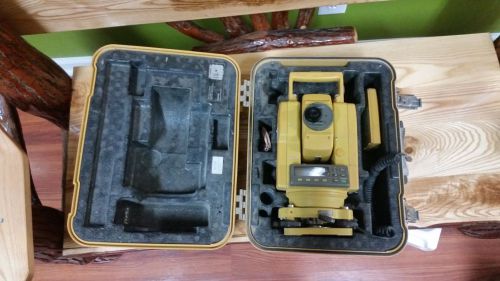 TOPCON GTS -212 ELECTRONIC TOTAL STATION