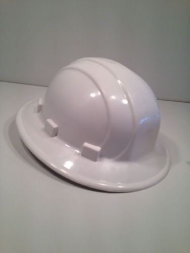 White Cap Construction Safety Hard Hats / 4 point suspension Class B ANSI Z89