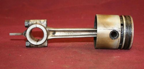 Briggs &amp; Stratton Y Gas Engine Motor Piston &amp; Rod Flywheel