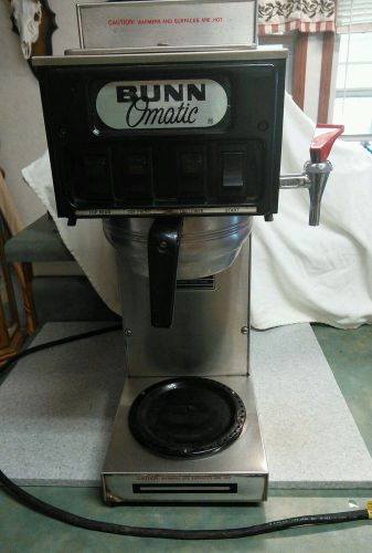 Bunn Omatic Restaurant Commercial Coffee pot maker 3 warmers  Hot water spout