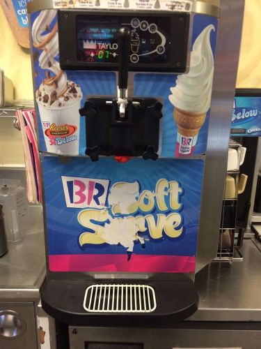 Taylor c709 Soft Serve Yogurt Ice Cream Machine