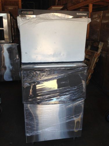 New scotsman (c0530sa-32b) 530 lbs prodigy ice cube machine &amp; b-500 storage bin for sale