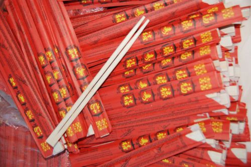 200 disposible chinese wooden chop sticks