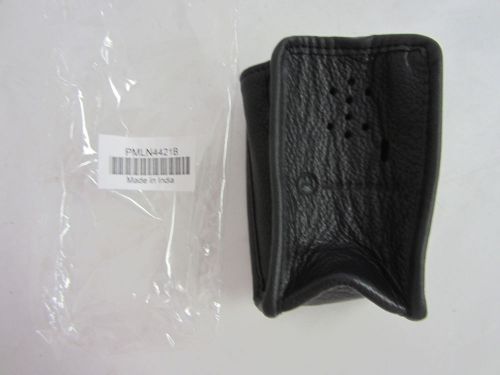 Motorola pmln4421b soft leather holster with swivel belt clip for sale