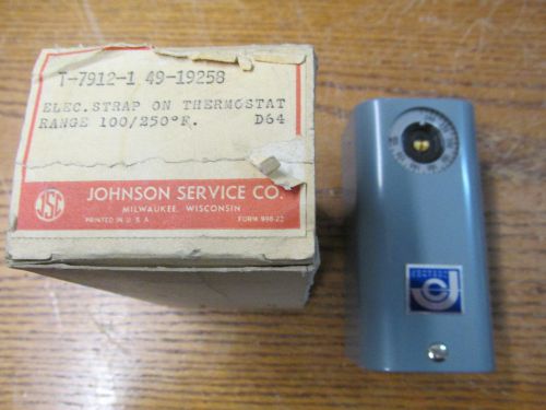 NEW NOS Johnson Controls T-7912-1 49-19258 Electric Strap On Thermostat 100/250°