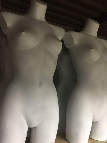 WHITE 3 1/4&#034; Body Form Mannequin