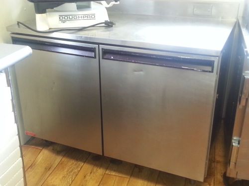 2-Compartment freezer with stainless steel counter top