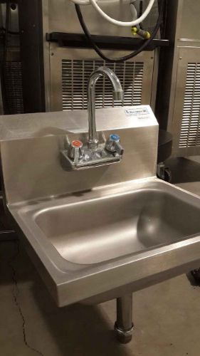 Commercial Kitchen Stainless Steel Wall-Mount Hand Sink w/ Faucet USED