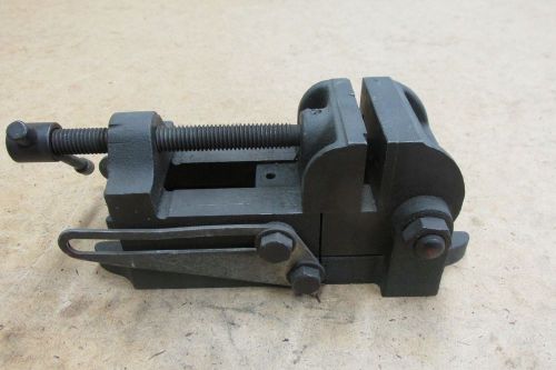 Vise 2 1/2&#034; wide Removable Jaws