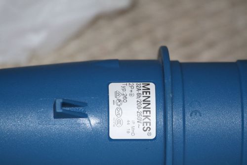 Mennekes type 260 200-250v 32a-6h 2p+ ip44 blue industrial 3 pin plug new mhd 19 for sale