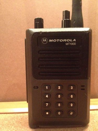 Motorola MT1000 Vhf Commercial Handheld Radio 16 Channels W/DTMF