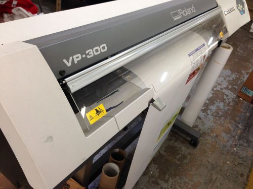 Roland Versacamm VP-300 Print &amp; Cut printer Plotter lightly used