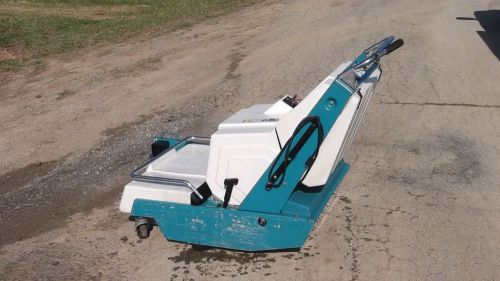 TENNANT NOBLES SCOUT 28&#034; CLEANING PATH 24 VOLT SCRUBBER SWEEPER