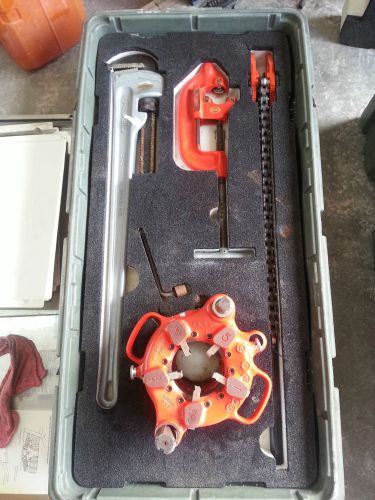Ridgid 141 threader, 31115 31110 31105 wrenches, 3233 chain wrench, 4-s cutter for sale