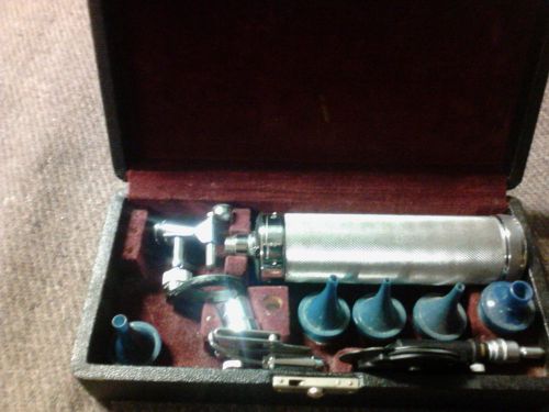 Vintage Welch ALLYN Otto/Opthalmoscope with Case