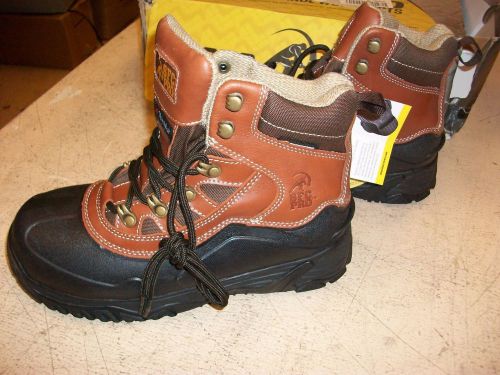 SHOES FOR CREWS 8289 Boots- steel toe- unisex- size men 6- female 7.5