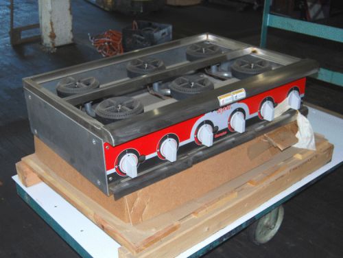 New 6 burner gas hotplate from apw wyott! for sale