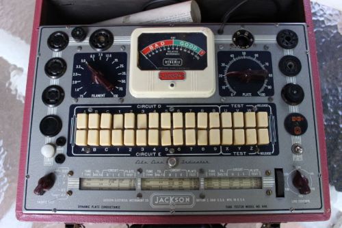 JACKSON MODEL 648 DYNAMIC TUBE TESTER with Manuals and Booklet