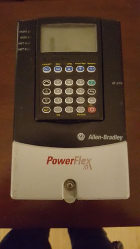 Allen Bradley 20AE1P7A0AYNNNNN PowerFlex 70 AC Drive, 1Hp with 20-HIM-A3