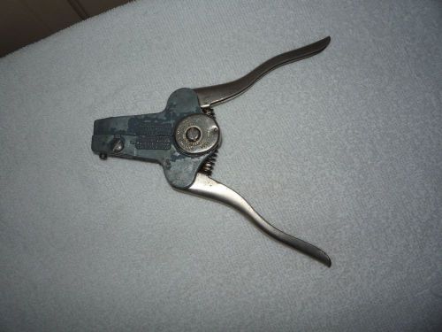 SPEEDEX WIRE STRIPPER - USED