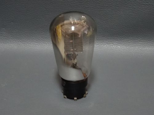 AZ1 TELEFUNKEN  MECH PLATE VINTAGE RECTIFIER TUBE  TEST !!